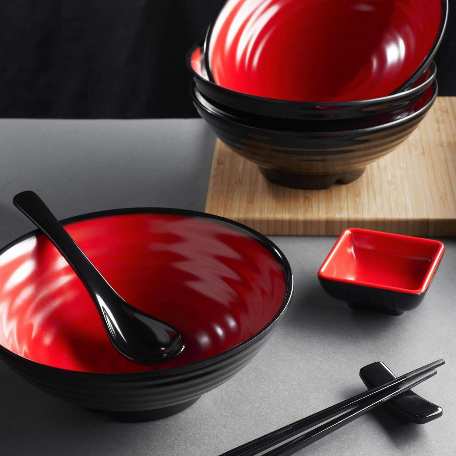 4 Noodle Bowls Set - large 32oz Ramen Bowl Set for authentic Asian Cuisine - with Dipping Bowls, Spoons, Chopsticks & Chopstick Stands. Enjoy Thai Miso Udon Wonton (4 Bowl Set, Red-Black)