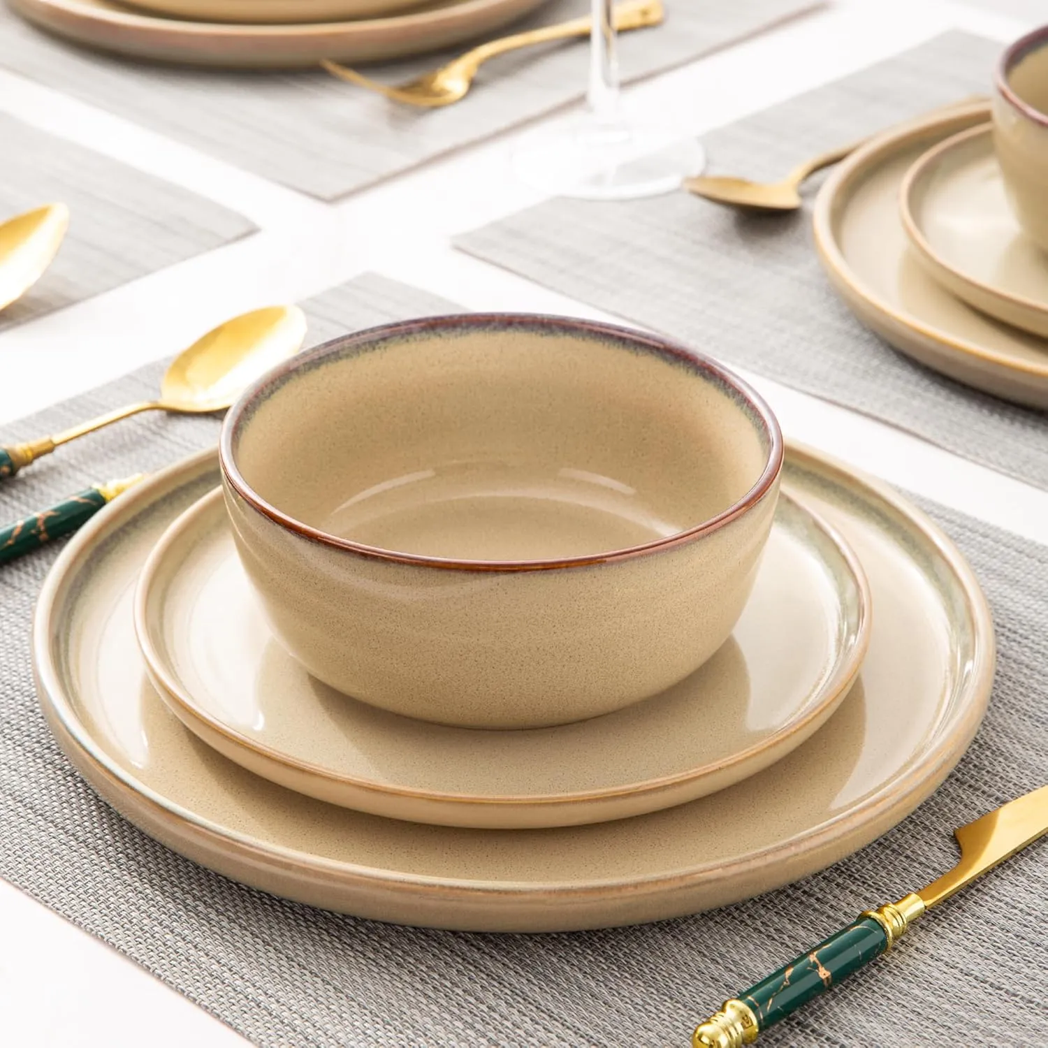 AmorArc Stoneware Dinnerware Sets,Round Reactive Glaze Ceramic Plates and Bowls Sets,Highly Chip and Crack Resistant | Dishwasher & Microwave Safe Dishes,Service for 6 (18pc)