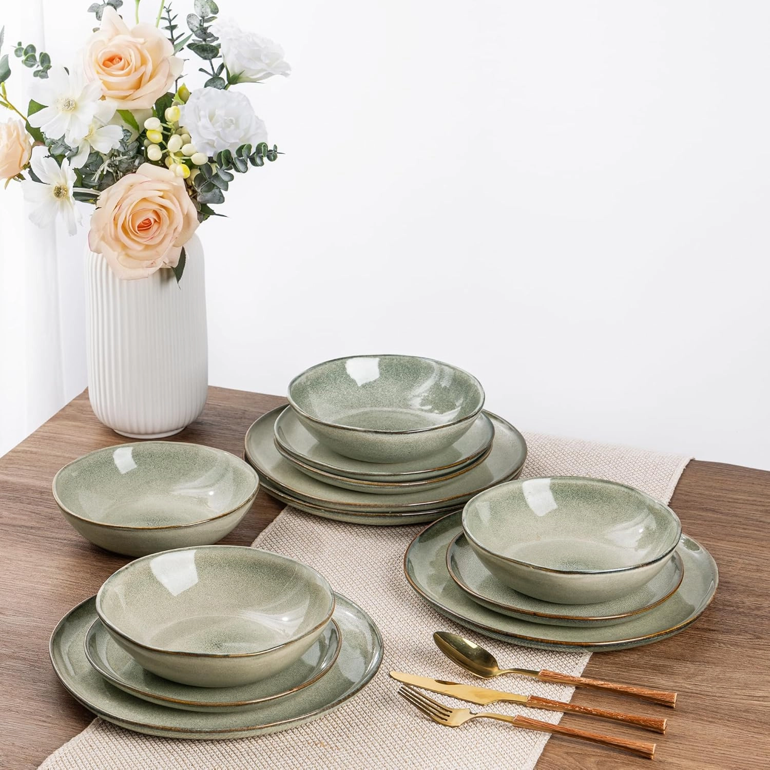 AmorArc Ceramic Dinnerware Sets,Handmade Reactive Glaze Stoneware Plates and Bowls Set,Highly Chip and Crack Resistant | Dishwasher & Microwave Safe Dishes Set,Service for 6 (18pc)