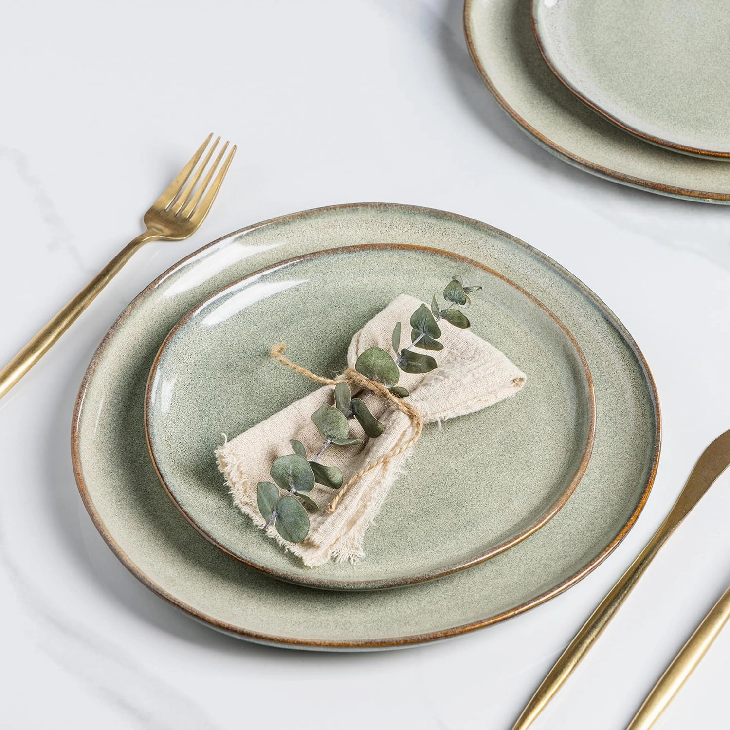 AmorArc Ceramic Dinnerware Sets,Handmade Reactive Glaze Stoneware Plates and Bowls Set,Highly Chip and Crack Resistant | Dishwasher & Microwave Safe Dishes Set,Service for 6 (18pc)