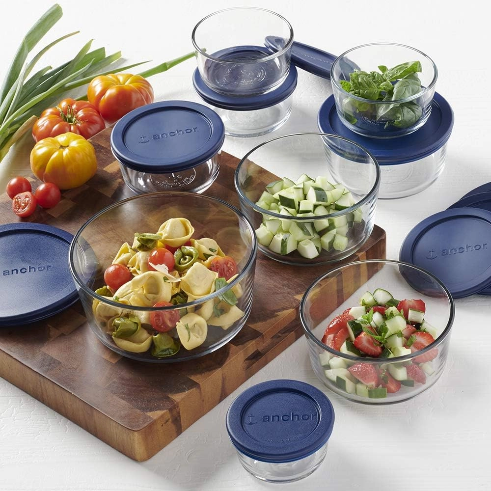 Anchor Hocking 18 Piece Glass Storage Containers with Lids (9 Glass Food Storage Containers & 9 Navy Blue SnugFit Lids)
