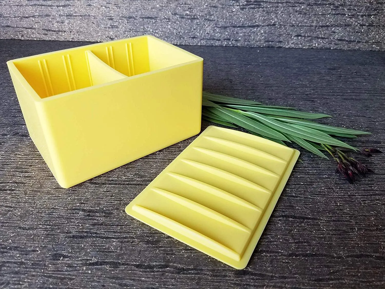 CapaBunga Cheese Vault with Divider - Reusable Artisan Cheese Storage Container for Fridge - Food Grade Silicone Cheese Container 6x4x3.5” - Cheese Keeper for Refrigerator - Butter Cheese Holder