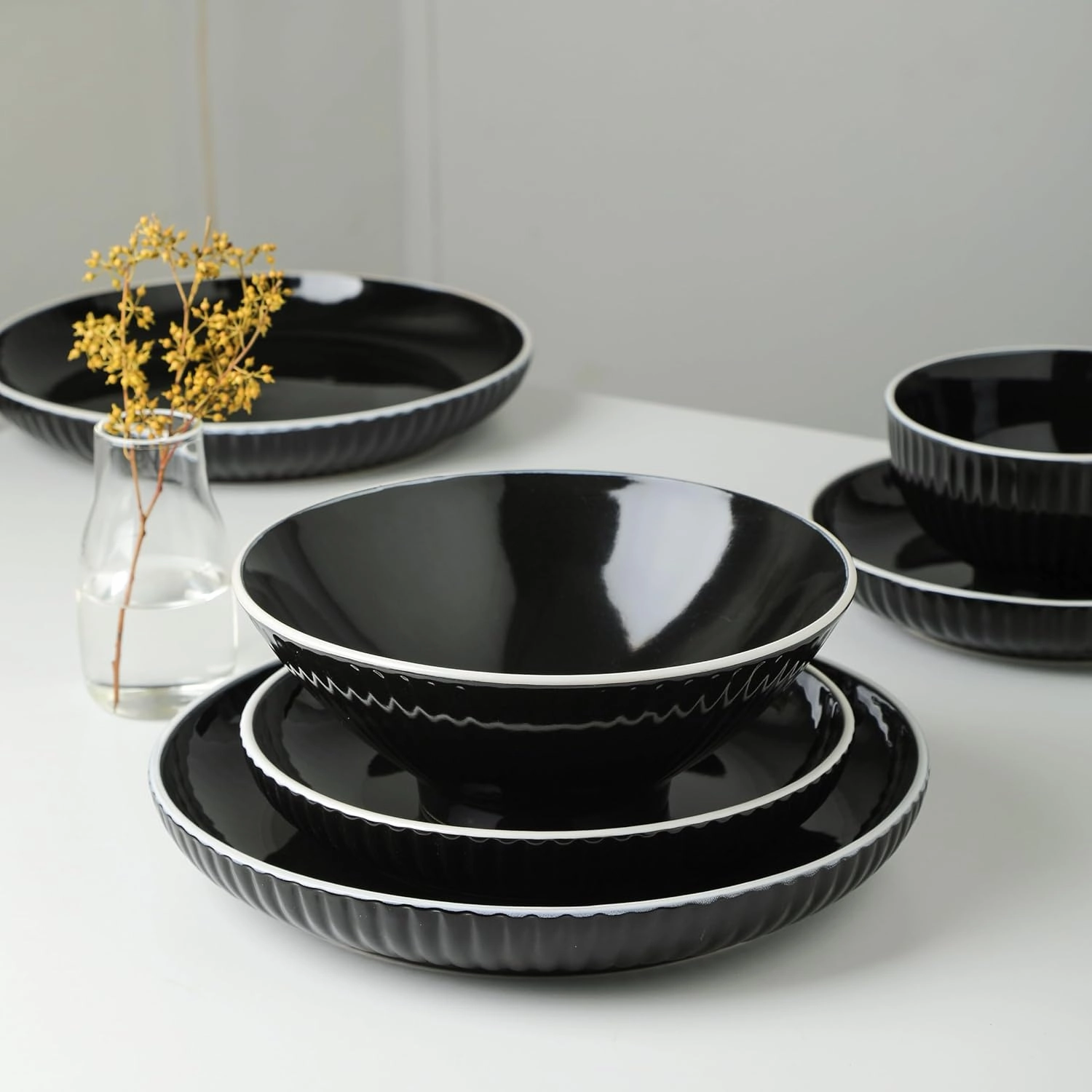 Christian Siriano Lustra Modern 16-Piece Stoneware Dinnerware Set, Plates and Bowls Set, Dinner and Salad Plates, Ramen Bowls, Dishes for 4, Black