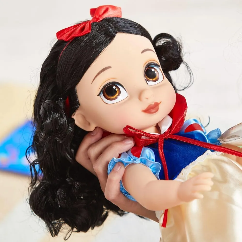 Disney Store Official Animators' Collection Snow White Doll, 16 Inch, Molded Details, Fully Posable Toy in Satin Dress - Suitable for Ages 3  Toy Figure