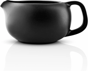 EVA SOLO | Nordic Kitchen Sauce Boat 40 cl | Elegant & Sleek Stoneware Reflecting the Essence of Scandinavian Design | Rustic Touch for Your Kitchen | Black