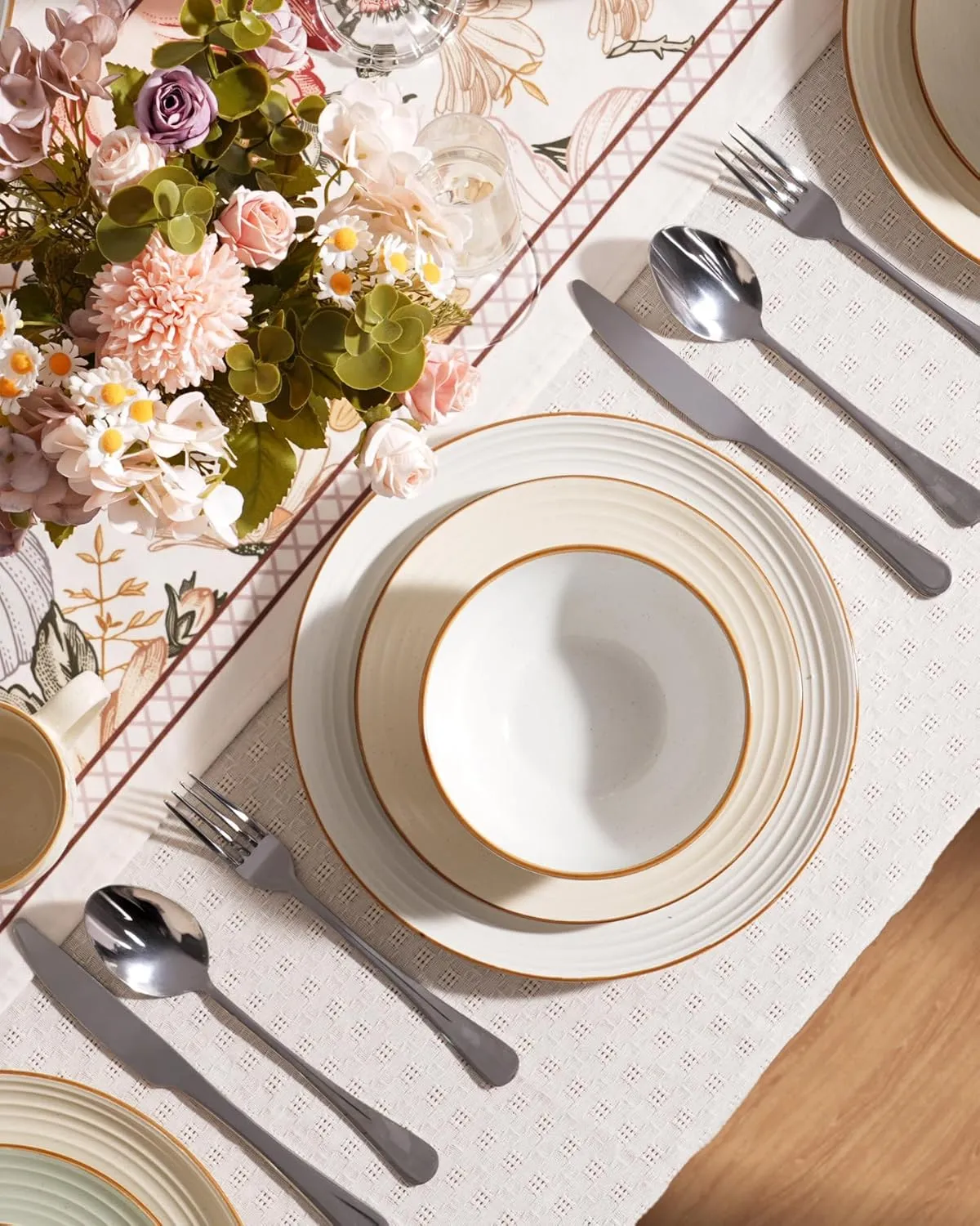 Famiware Jupiter Dinnerware Set, Plates and Bowls Dish Sets for 4 (12 Pieces), Microwave and Dishwasher Safe Stoneware Tableware, Chip and Scratch Resistant, Light Green