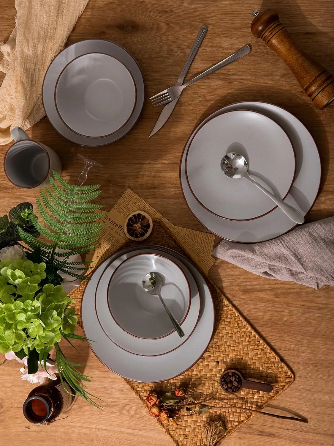 Famiware Venus Ceramic Plates and Bowls Sets, Speckled Dinnerware Dish Sets for 4 (12 Pieces) - Microwave and Dishwasher Safe, Matte Light Grey