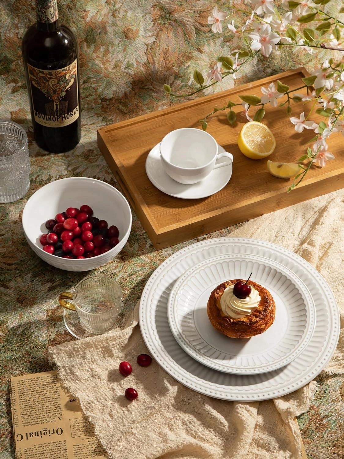 Famiware Garden Plates and Bowls Set, 12-Piece Dishes Set for 4, Scratch Resistant Kitchen Dishes Dinnerware Set - Microwave and Dishwasher Safe, Reactive Glaze and Embossed Stoneware, White