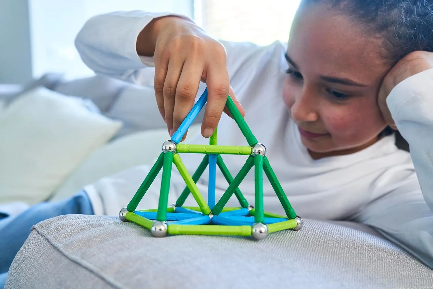 Geomag Magnetic Toys Classics 60-Piece Building Set for Kids Ages 3-99 | Swiss-Made STEM & STEAM Authenticated Educational Toy Made from 100% Recycled Plastic | Creative Learning Play
