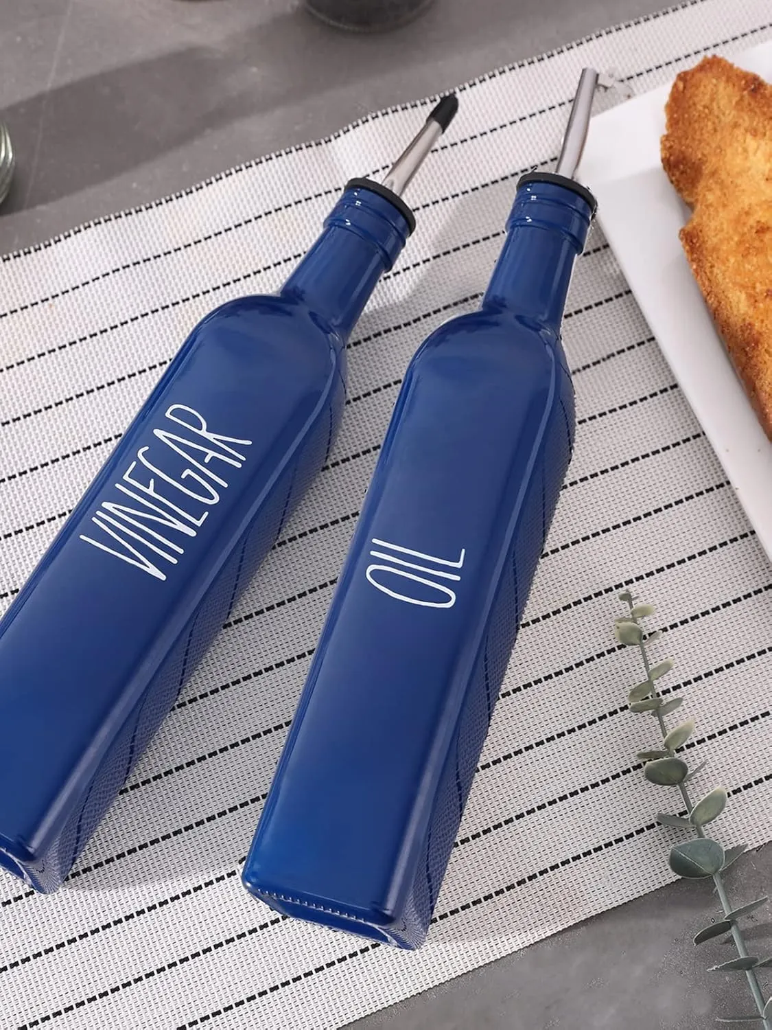 Glass Oil and Vinegar Dispenser Set for Kitchen, 17oz Olive Oil Bottle With Pour Spout, Farmhouse Decor, Navy Blue (2 Blue)