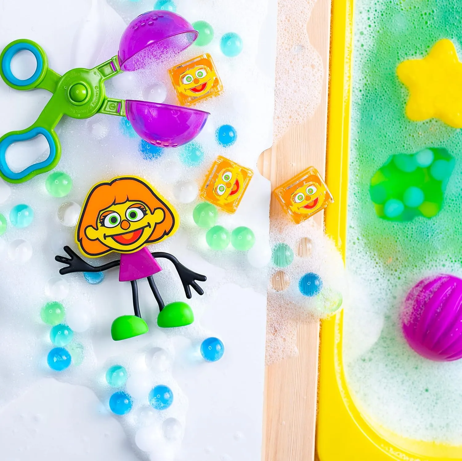 Glo Pals x Sesame Street Water-Activated Light-Up Cubes for Sensory Play (Julia - Cubes with Character)