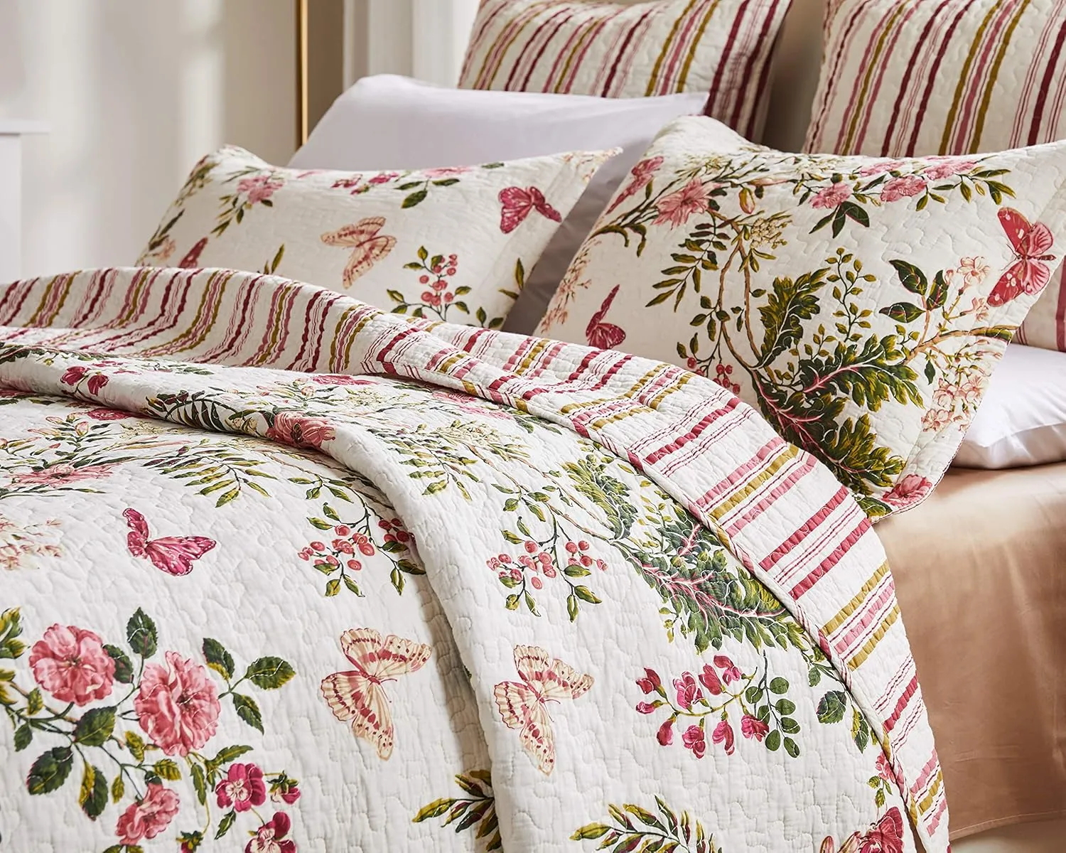 Greenland Home 100% Cotton Fashion Quilt Collection, Prewashed, Reversible Quilt Set, 2-Piece Twin/XL, Butterflies