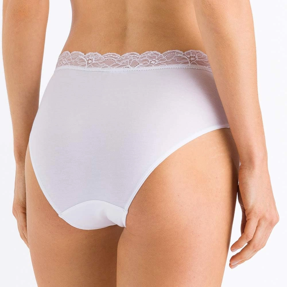 HANRO Women's Cotton Lace Full Brief