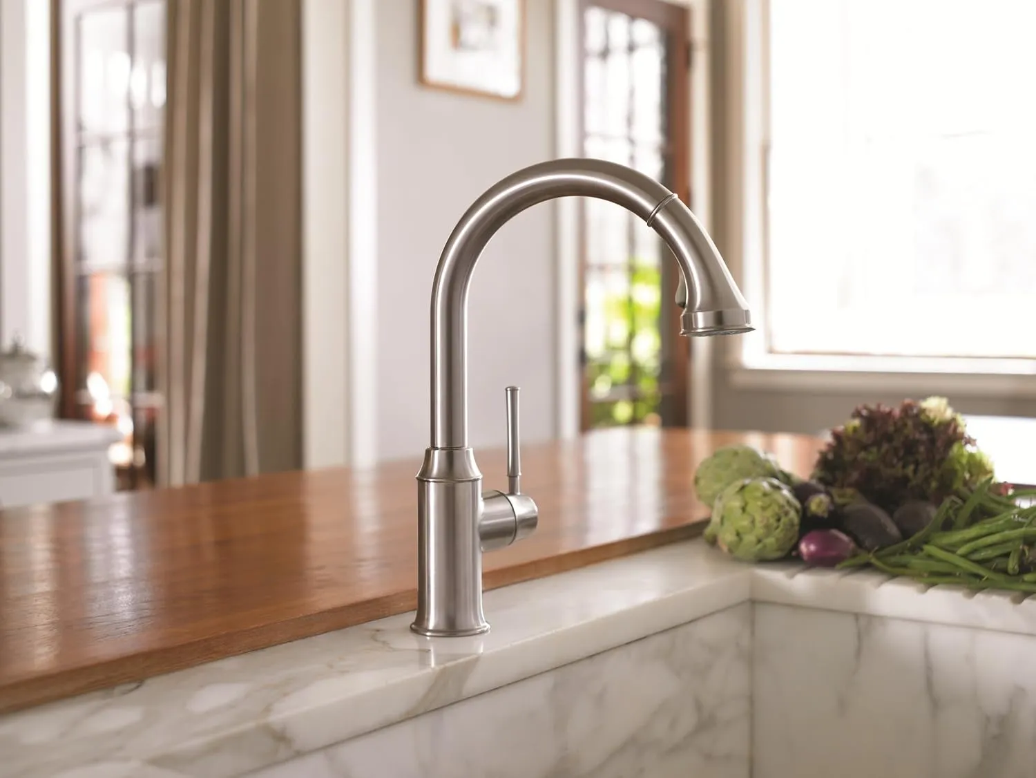 hansgrohe Talis C Stainless Steel High Arc Kitchen Faucet, Kitchen Faucets with Pull Down Sprayer, Faucet for Kitchen Sink, Magnetic Docking Spray Head, Stainless Steel Optic 04215800