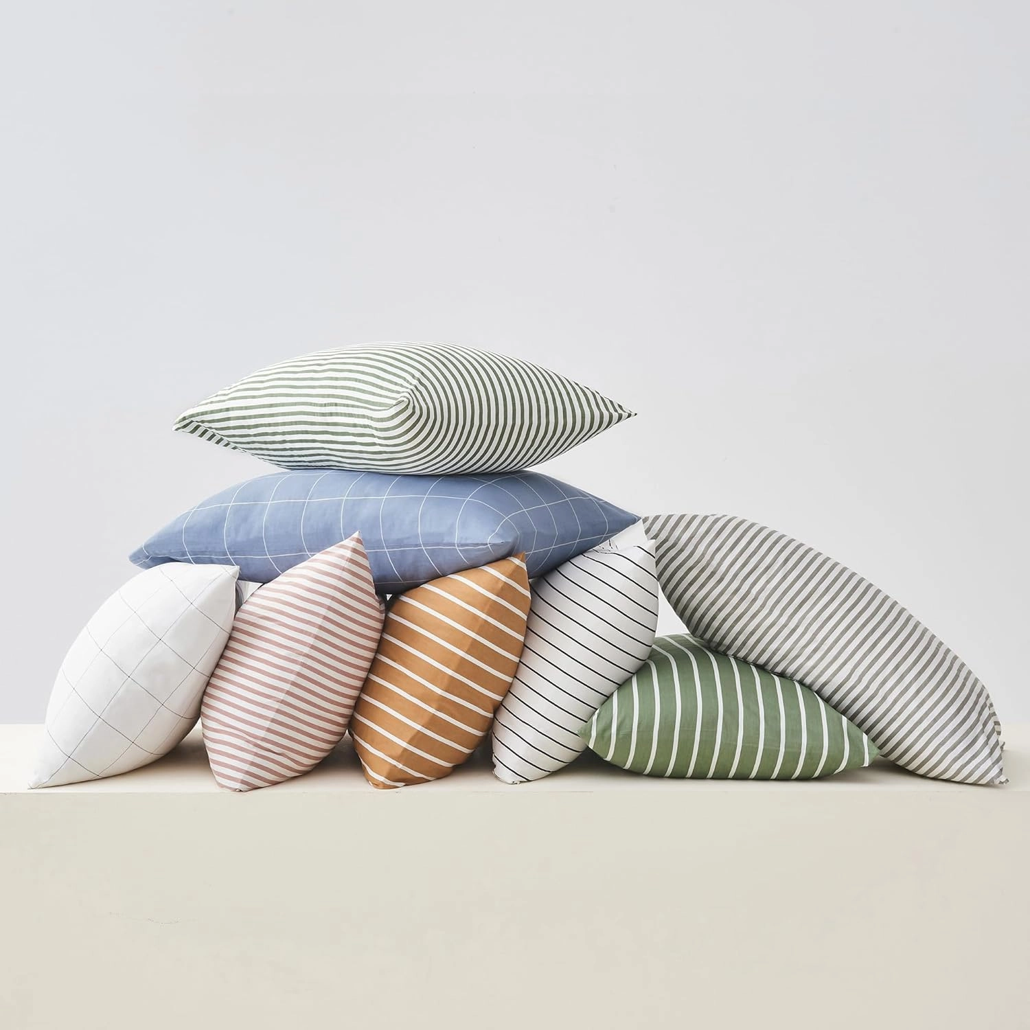 JELLYMONI 100% Natural Cotton Striped King Pillowcases Set, 2 Pack White and Pink Stripes Pattern Printed Pillow Covers with Envelope Closure(Pillows are not Included)