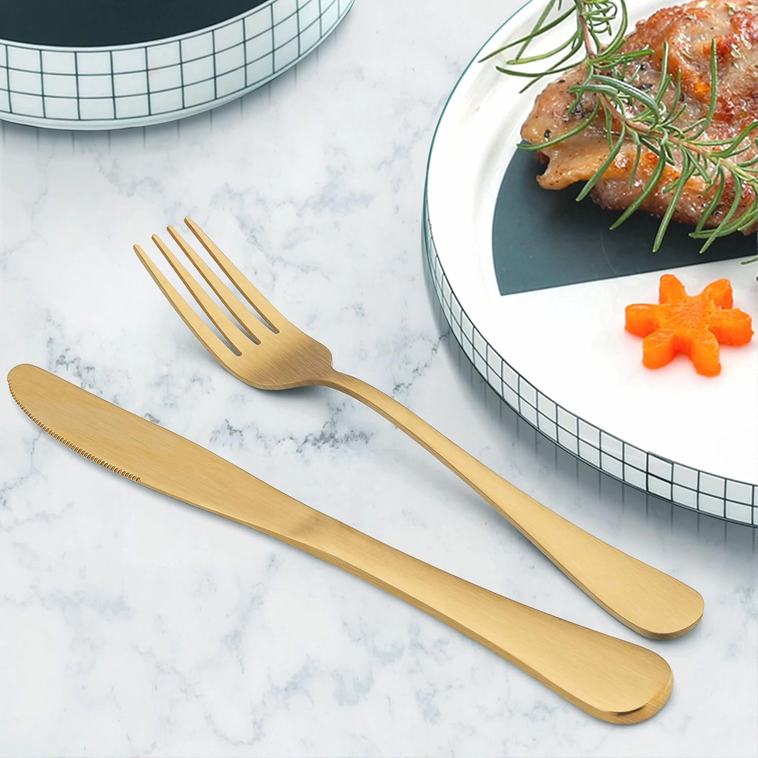 LIANYU 30 Piece Gold Silverware Set, Stainless Steel Gold Flatware Cutlery Set for 6, Fancy Kitchen Utensil Tableware for Home Restaurant Party, Satin Finish, Dishwasher Safe