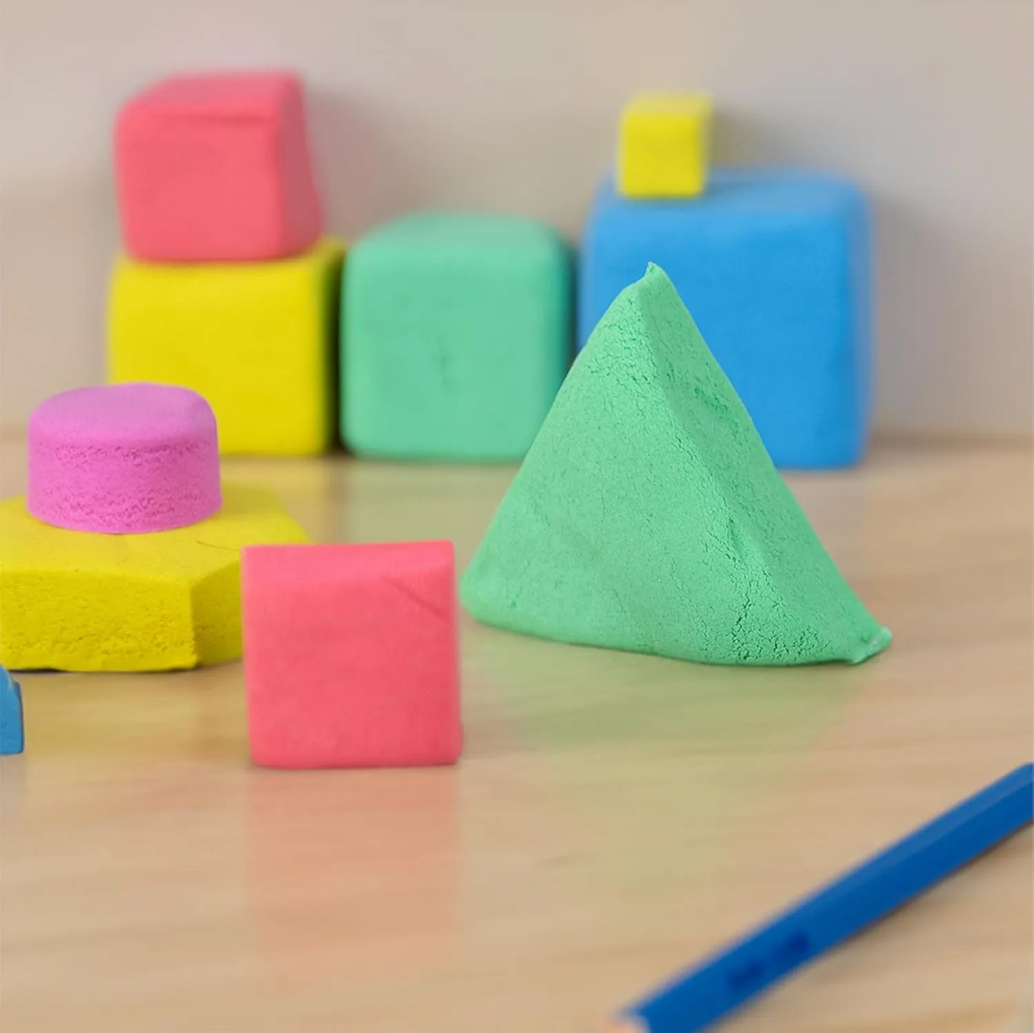 Mad Mattr is The Addictive, Super-Soft, and Satisfying Dough-Like Material That Shapes and molds Easily and Never Dries Out (Blue,10oz)