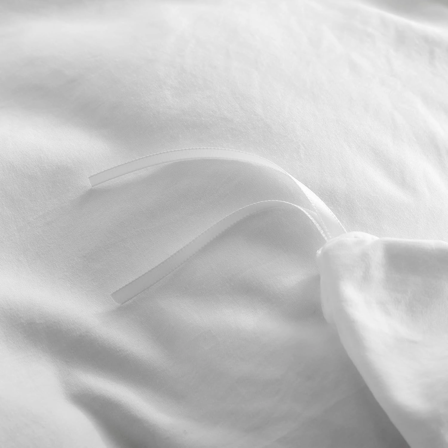 OAITE Duvet Cover,Protects and Covers Your Comforter/Duvet Insert,Luxury 100% Super Soft Microfiber,King Size,3 Piece Duvet Cover Set Includes 2 Pillow Shams