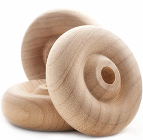 Pinehurst Crafts Classic Wooden Toy Wheels, 1-1/2 Inch Diameter x 1/2 Inch Thick (1/4 Inch Hole), Pack of 32