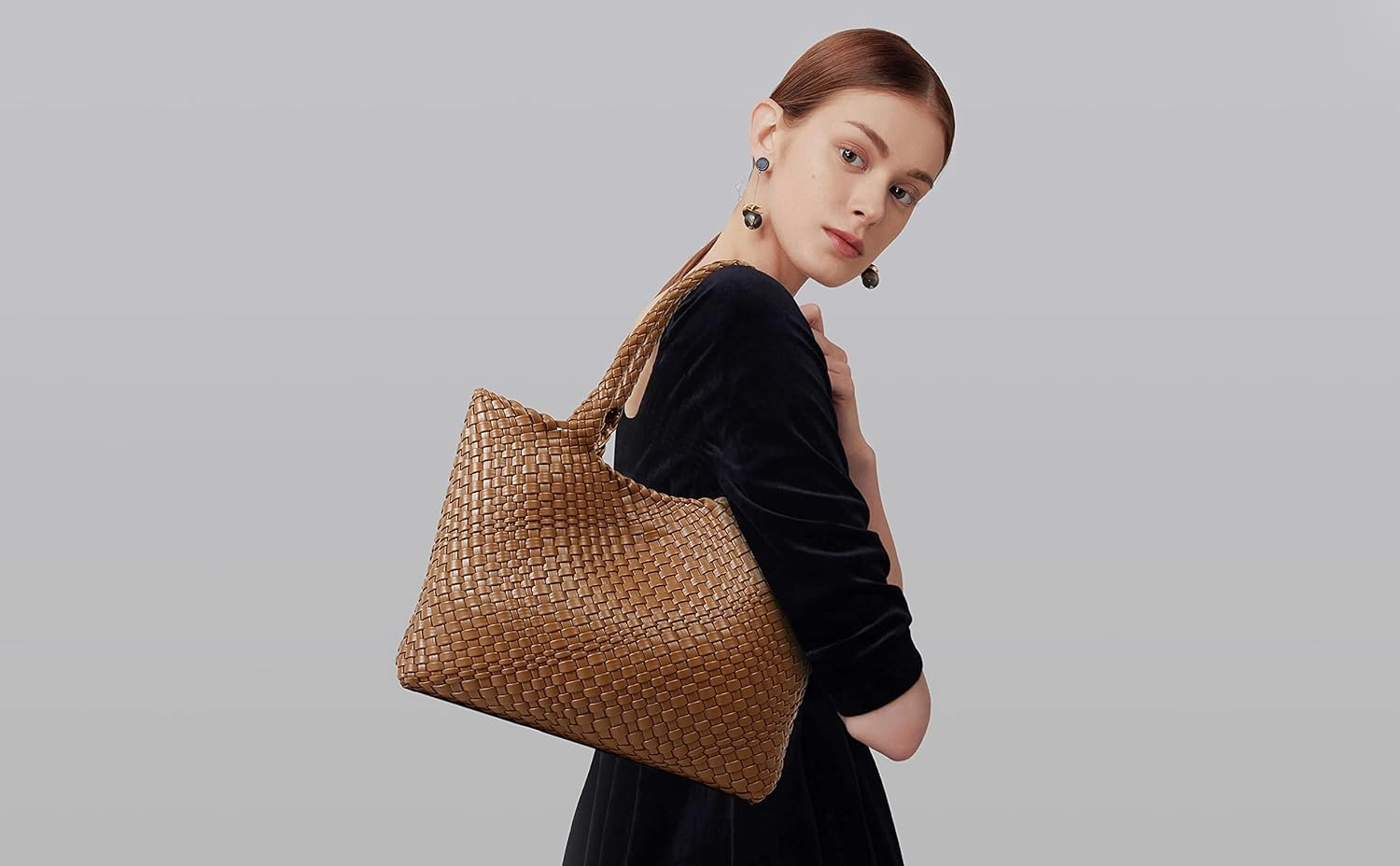 Queenoris Woven Bag for Women, Fashion Top Handle Shoulder Bag Vegan Leather Shopper Bag Large Travel Tote Bag