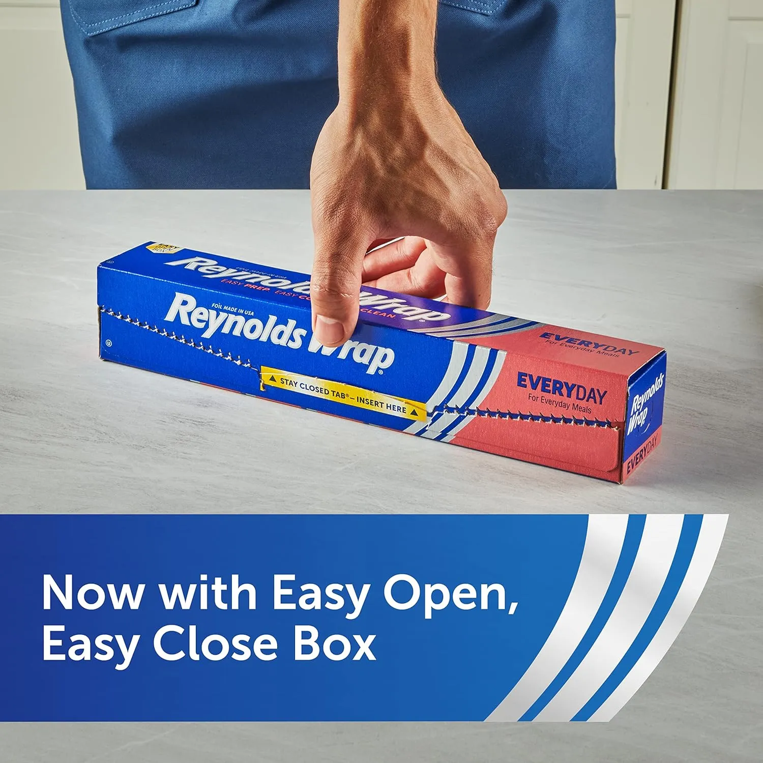 Reynolds Wrap Everyday Strength Aluminum Foil Roll, Freezer Safe and Grill Safe, Great for Foil Packets and Home Cooking, 12 Inches Wide, 200 Total Sq. Ft.