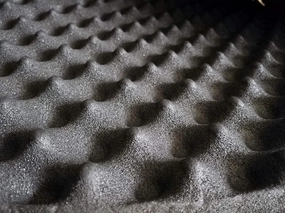 SOOMJ 20mmThick self-Adhesive Sound Proof Padding Soundproofing Foam Acoustic Eggcrate Design Car Heatproof Foam Deadener