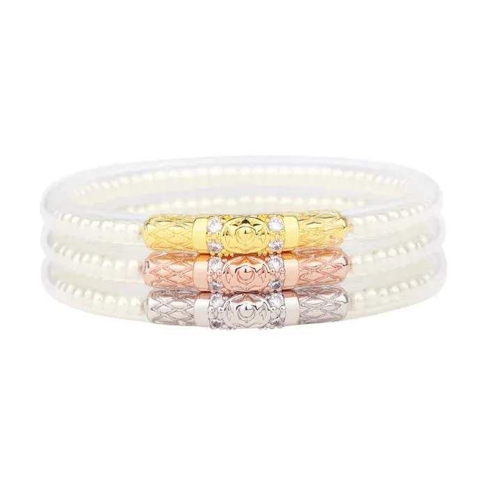 WHITE PEARL THREE QUEENS (AWB) SET OF 3